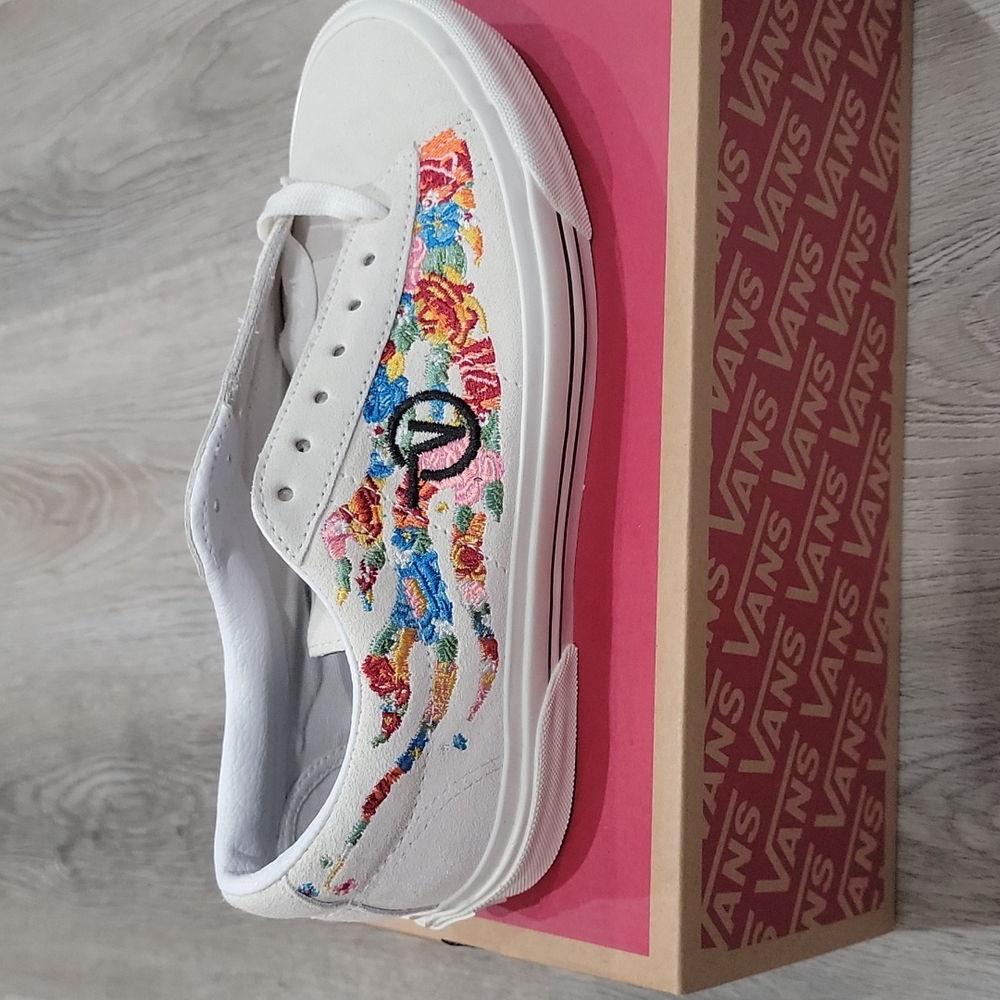 Vans sneakers